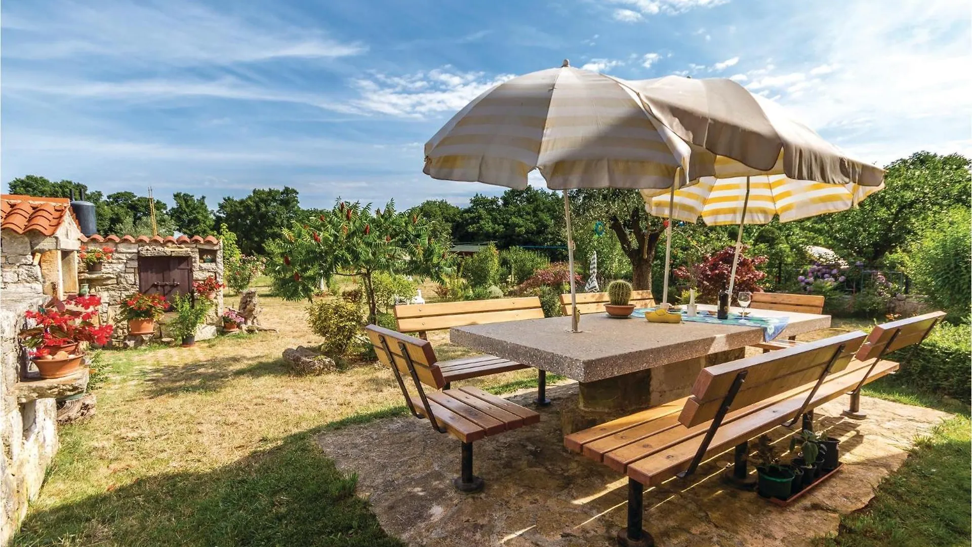 Nice Apartment In Fazana With Wifi